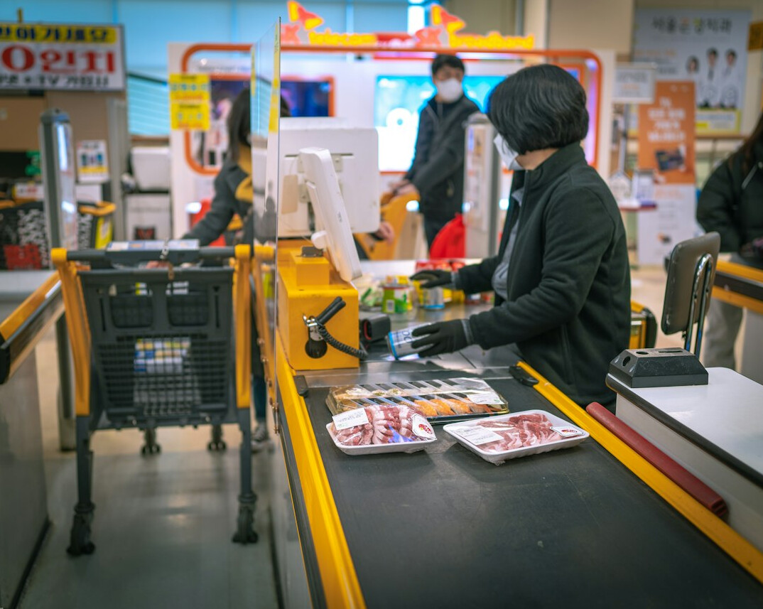 supermarket security checking bags